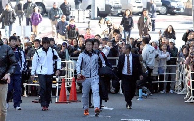 斎藤佑樹に間違えられた“プロ初日”　ヘリ空撮＆ファン殺到…同期が体験した大フィーバー