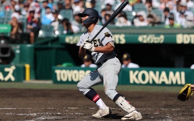 仙台育英のプロ注目スラッガーが復活の適時打！2回戦以降も強打発揮なるか【夏の甲子園】