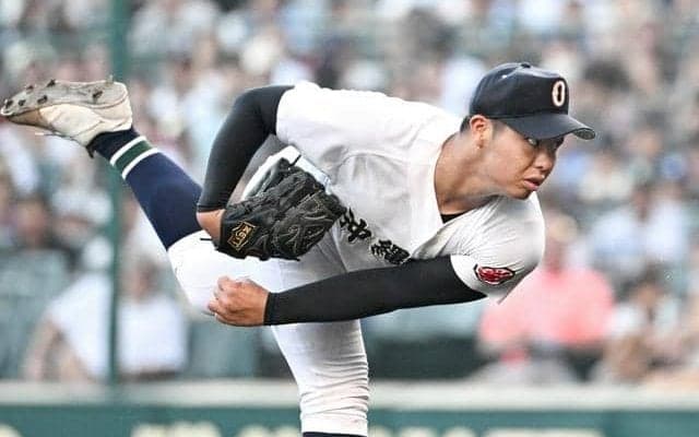息詰まる投手戦、沖縄尚学が制す　金足農は左腕・末吉に三振重ねる