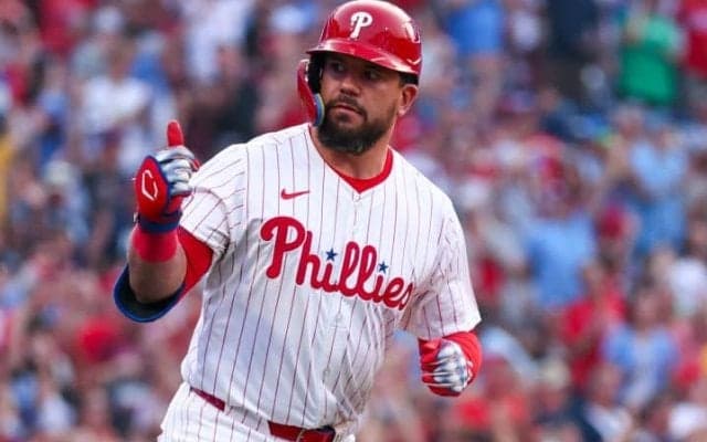 好調シュワーバーは「MVP候補として認められるべきだ」 米人気スポーツ番組で識者が称賛「オオタニが最有力だが…」