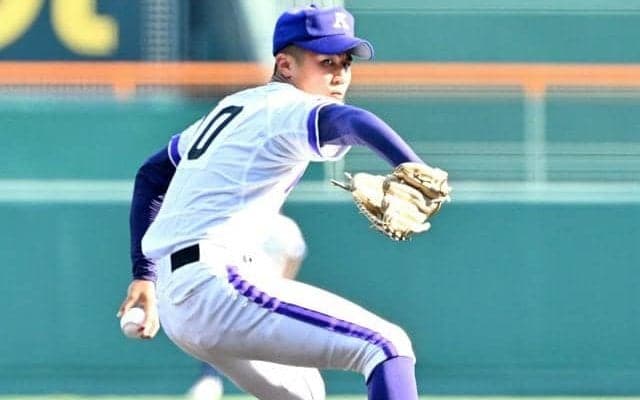 金足農・斎藤「全国に通用」4回無安打の快投　「兄」からバトン継ぐ