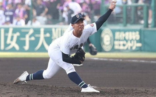 衝撃の“KKKKKKKKKKKKKK”　2年生左腕は「意味わからん」…12球団ファンも熱視線