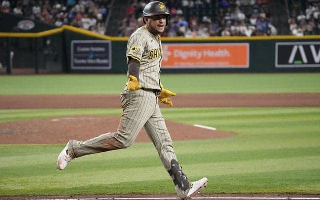 パドレス、首位ドジャースに2G差急接近　約2か月ぶり…終盤逆転で猛追、イグレシアスが決勝打