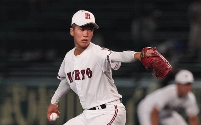 広陵が旭川志峯に逆転勝ち、史上6校目の春夏通算甲子園80勝達成！エース堀田が1失点完投【25年夏甲子園】