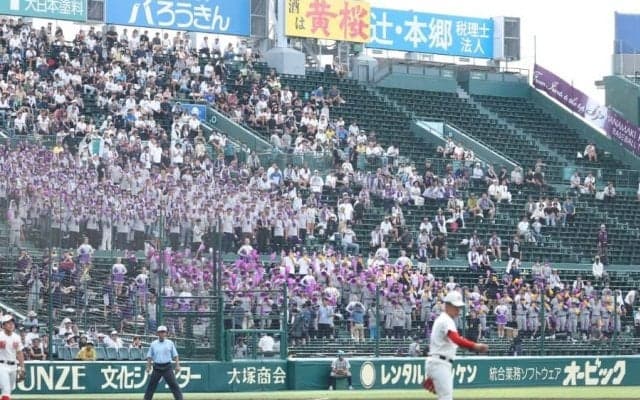 NHK甲子園中継で“謎の声”乱入　ネット話題「うるさすぎて草」「解説聞こえない」