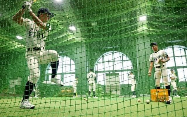 高知中央の初戦、雨で8日第4試合に　「ナイターもいい経験」