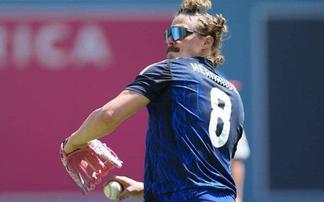 ド軍キケの髪型に衝撃「何やってんだ」　シャツは日本代表…まさかの“サザエさんスタイル”