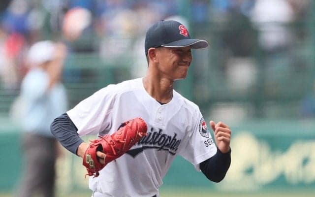22年春にセンバツ選考漏れ経験した聖隷クリストファーが悲願の甲子園1勝！注目の2年生左腕が1失点完投で初出場初勝利に導く！【25年夏甲子園】
