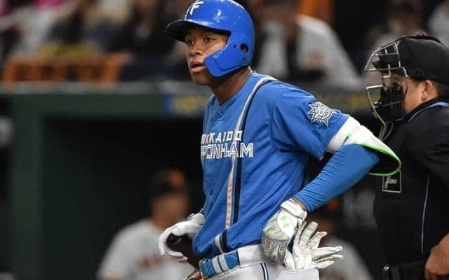 「えぐいな、しかし」日本ハム25歳外野手が魅せたレーザービームにSB海野も苦笑　「ライトゴロになっちゃたんで、もうちょっと足が速くなるようにランニングします」