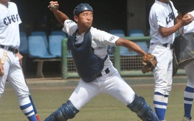 “猪木顔”のエースを支える豊橋中央のドラフト候補捕手　松井蓮太朗がプロ入りした先輩たちよりも「キャッチャーとしては松井が上」と言わしめる理由