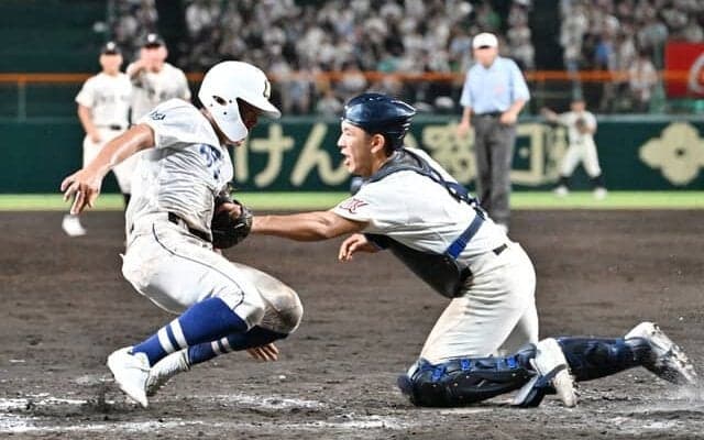 市船橋・花嶋は責任背負う　千葉大会決勝で顔面に死球、10針縫う