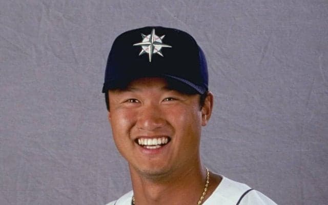 【MLB日本人選手列伝】マック鈴木：NPB経験なしでメジャーリーガーとなった初の日本人は、グラブひとつで世界中を駆け巡った