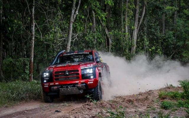 AXCR2025：チーム三菱ラリーアートはチャヤポン・ヨーターが2番手、田口勝彦は6番手発進