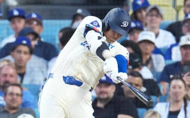 大谷翔平が「完璧に破壊した」　衝撃40号で鳴り響く“轟音”…米驚愕「トロントまで…」