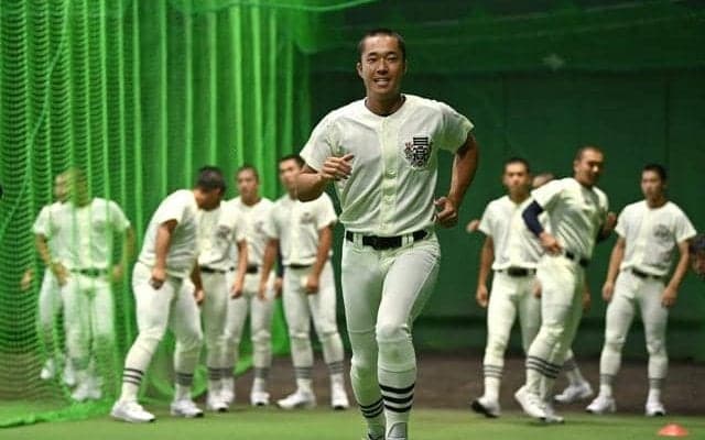 強打の日大三は調子上向き　本間主将「自分たちのスイングを」