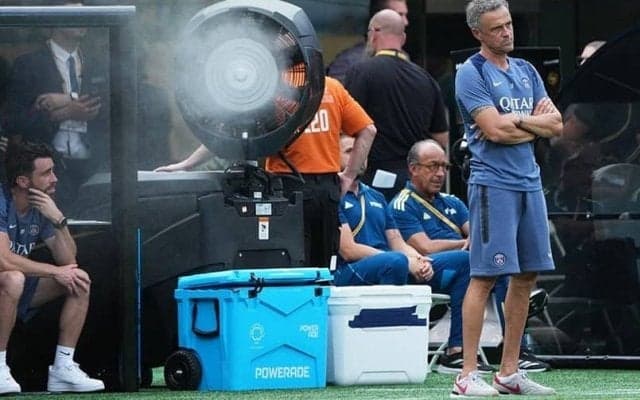 選手とファン無視｢2026年北中米W杯｣の大問題(2)テレビ放映で決まる｢人道無視｣のキックオフ時刻、ブラジル｢全勝優勝｣の背景