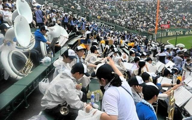 東海大熊本星翔の応援団が大雨の影響で足止め　甲子園に到着できず