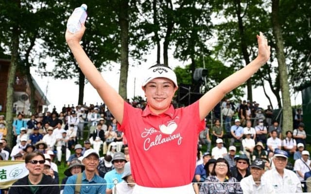 河本結、逆転の今季初Vは「不思議な優勝だった」　明治製品10年分の副賞は「寄付したい」