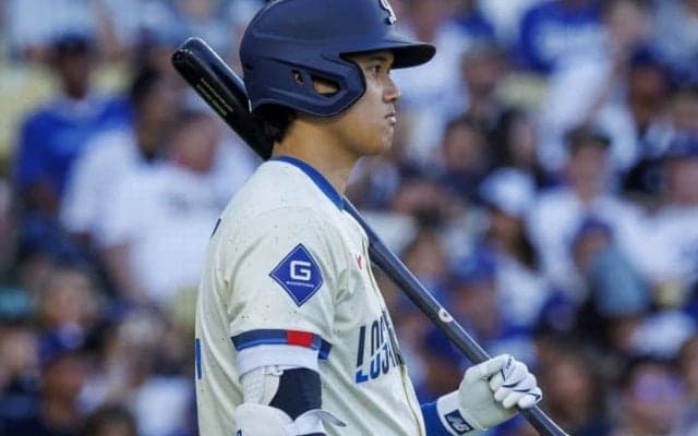 「どれだけの投手か忘れたのか」米識者が大谷翔平の打者専任論に異見！　「ファンを惹きつけるのは彼が打つから」の声に反発