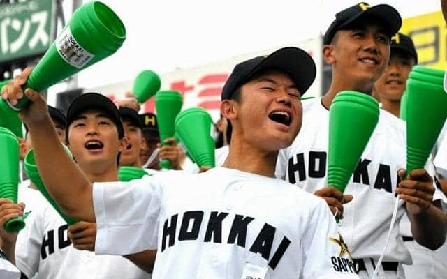僧侶の父の言葉を胸に、声を張り上げた　北海の応援団長・清水翔貴