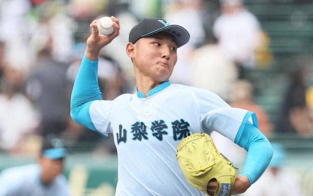 山梨学院の注目二刀流・菰田は7回途中1失点で降板、一塁の守備では軽快な動きも披露【25年夏甲子園】