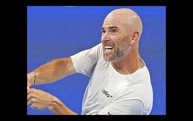  37歳ベテラン 逆転勝ちでシード撃破 