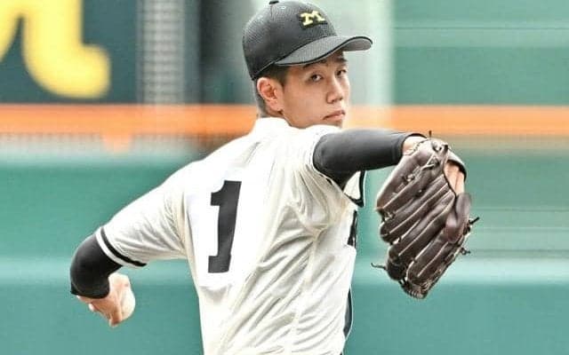 鍛えてきた直球、甲子園でも通用した　松商学園エース・加藤高慎投手