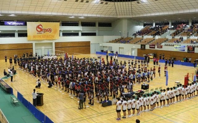 SVリーグ ジェイテクトSTINGS愛知が中学男子クラブチームの大会を開催。30チームが熱戦繰り広げる