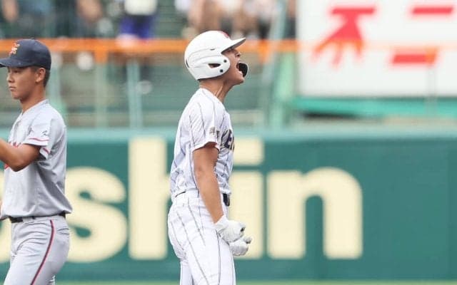 昨年の「春夏甲子園優勝校」対決は期待通りの好試合！京都国際が初回に先制も健大高崎が3点を奪って逆転に成功！【25年夏甲子園】