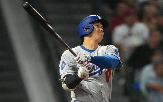 大谷翔平、4戦連発43号に雄叫び　9回勝ち越し“確信弾”…6戦5発に敵地騒然、リーグ単独トップ