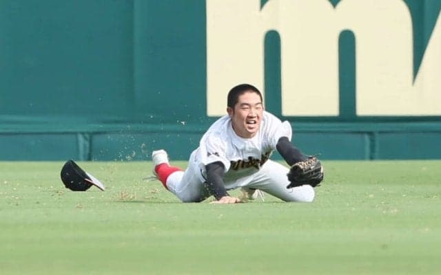創成館の左翼手がスーパーキャッチ連発！九州王者撃破呼び込む好守に球場から大歓声「これが甲子園なんだと」【25年夏甲子園】