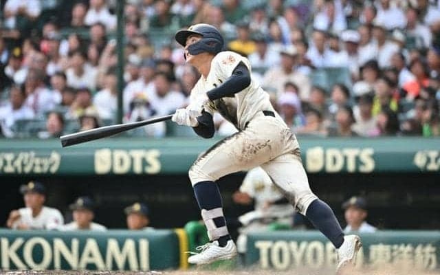 9回裏、主将執念の一打はスタンドに届かず　神村学園、1点に泣く