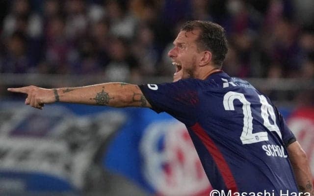 鹿島戦で分かった！FC東京が｢残留争い｣から抜け出す日(1)長友や後輩、ショルツら｢Jリーグ復帰組｣が活躍、首位争い鹿島と｢エキサイティング｣な好ゲーム