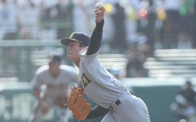仙台育英が早くも継投策！3回にエース左腕投入でピンチ脱する好救援！【25年夏甲子園】