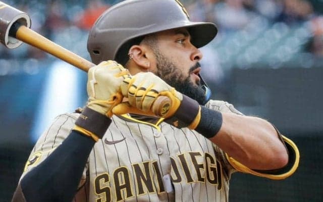 「俺はあいつらに突進もできた」パ軍主砲タティスが明かしたド軍との報復死球への本音　首位浮上を引き寄せた“我慢”のワケ