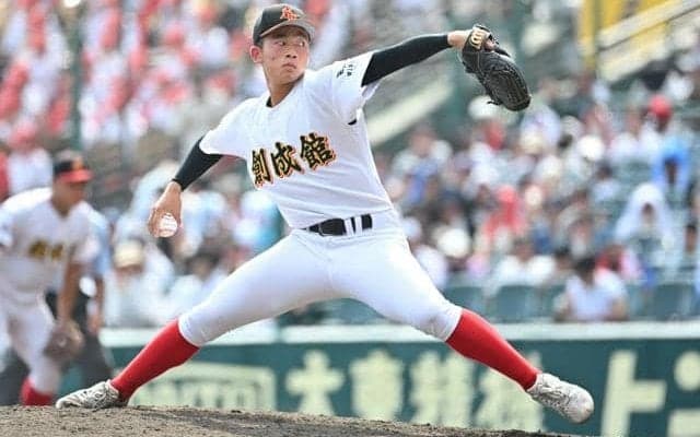 零封リレー、チーム初の夏2勝飾る　創成館の奥田投手・森下投手