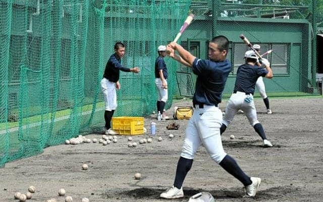 次戦は山梨学院戦、長身投手対策も　初戦勝利の岡山学芸館、練習再開