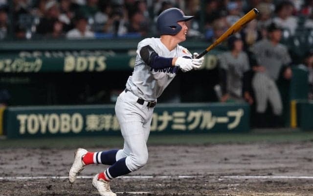 横浜vs綾羽のスタメンを発表！横浜は甲子園からベンチ入りしたスーパー1年生が7番ライトで出場！