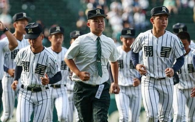 白いハチマキに四字熟語、元気印が伝えた思い　開星・福島柚輝記録員