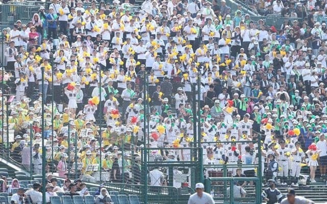 甲子園で流れた新たな“魔曲”　教員が作曲→ベンチ外3年生が作詞、託した仲間への思い