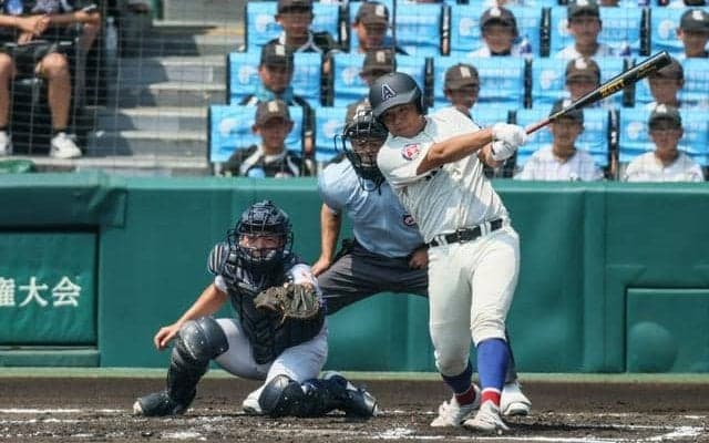初の甲子園で好守に躍動　綾羽・山本迅一郎捕手　監督「百点の活躍」