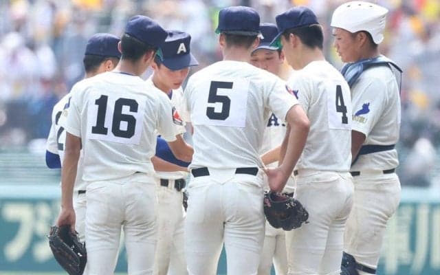 甲子園に鳴り響く“神メドレー”「リスペクト感じる」　初出場で絶大なインパクト「個性的」