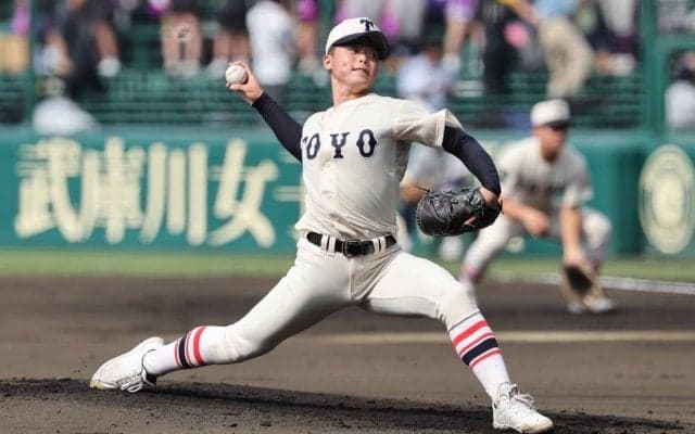 東洋大姫路が14年ぶり3回戦進出！先発木下から阪下が「抑え」で復帰登板、打線は花巻東2年生左腕を攻略【25年夏甲子園】