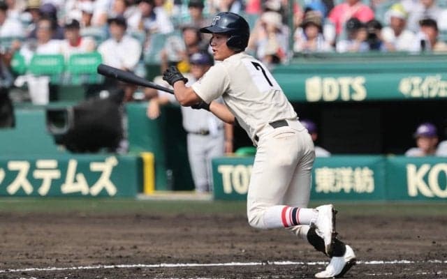 東洋大姫路の左打者が左腕を攻略！白鳥「外の球を踏み込んで」と3安打4打点【25年夏甲子園】