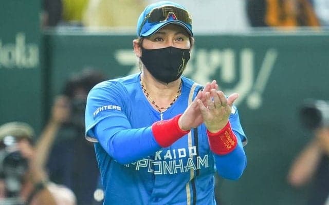新庄監督、母校・西日本短大付の勝利を祝福「かっけ～な」　昨夏は電撃訪問、指揮官は元同僚