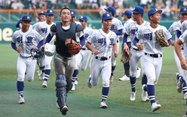 甲子園で困惑続出「見たくなかった」　“奇跡”の巡り合わせに「どこを応援すべき？」