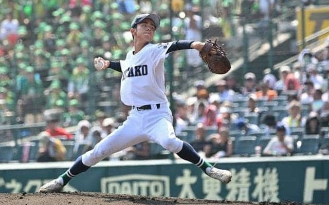 後悔なく投げ抜いた佐賀北の稲富　「球場と一体となって楽しめた」