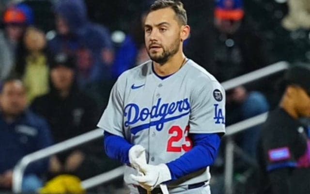 年俸25億円も“貢献度マイナス”　ド軍32歳に不名誉な称号…8月に非情通告の可能性