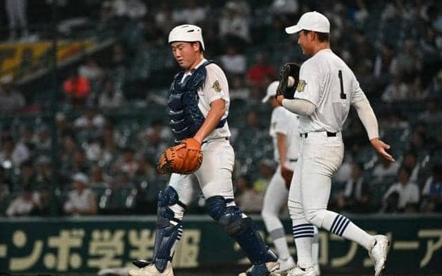 コミュ力抜群　リードも盗塁阻止もお任せ　県岐阜商・小鎗稜也捕手