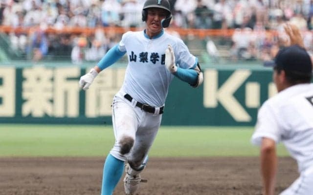 山梨学院が初の夏ベスト8進出！圧巻の17安打14得点の猛攻...【25年夏甲子園】
